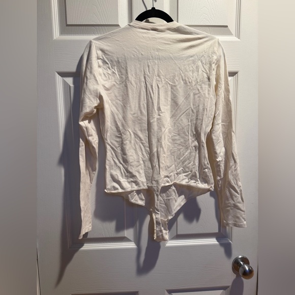 SKIMS Cream Long Sleeve Bodysuit - Picture 5 of 7